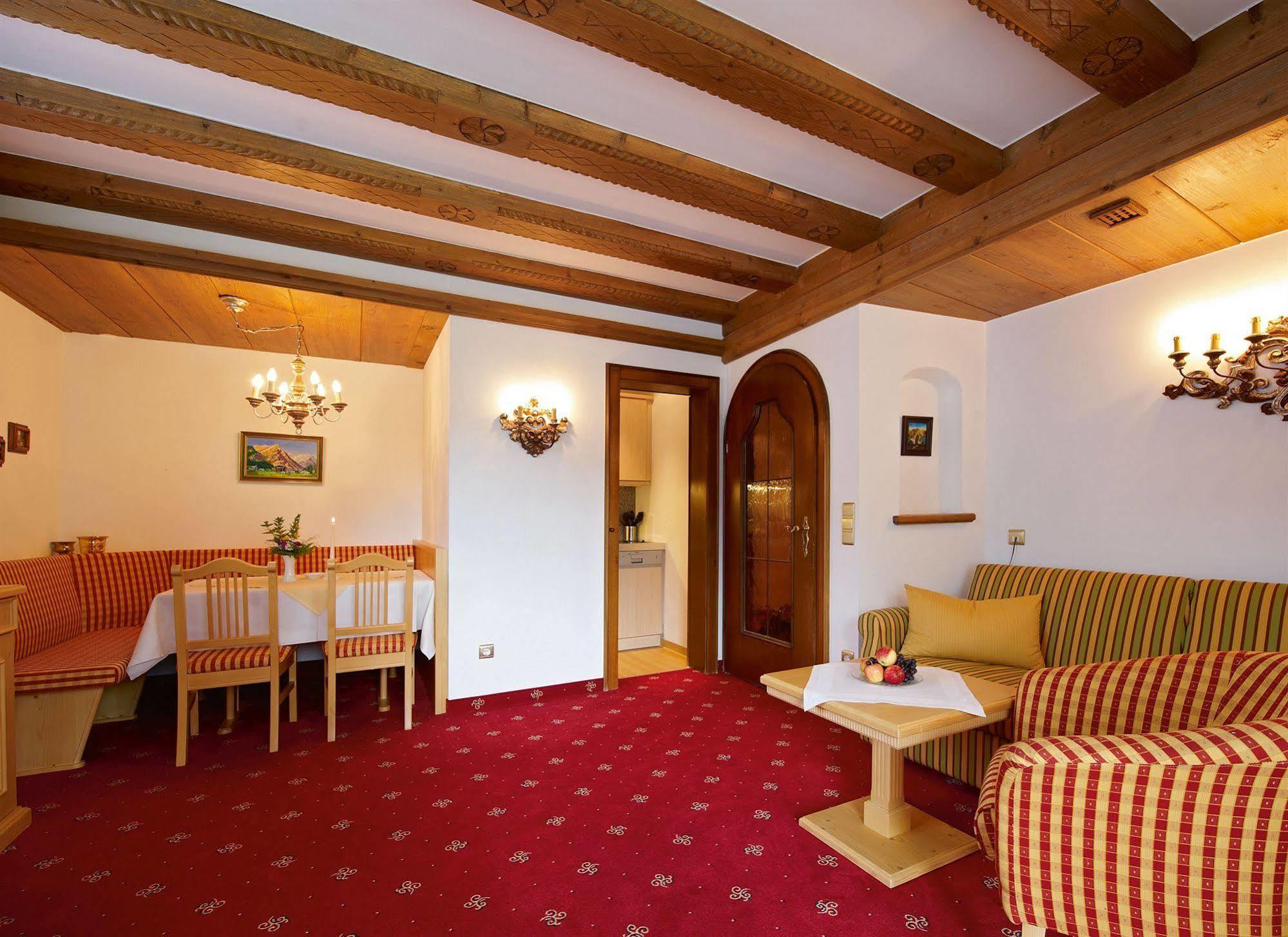 Chalet Hilde Lech am Arlberg Exterior photo